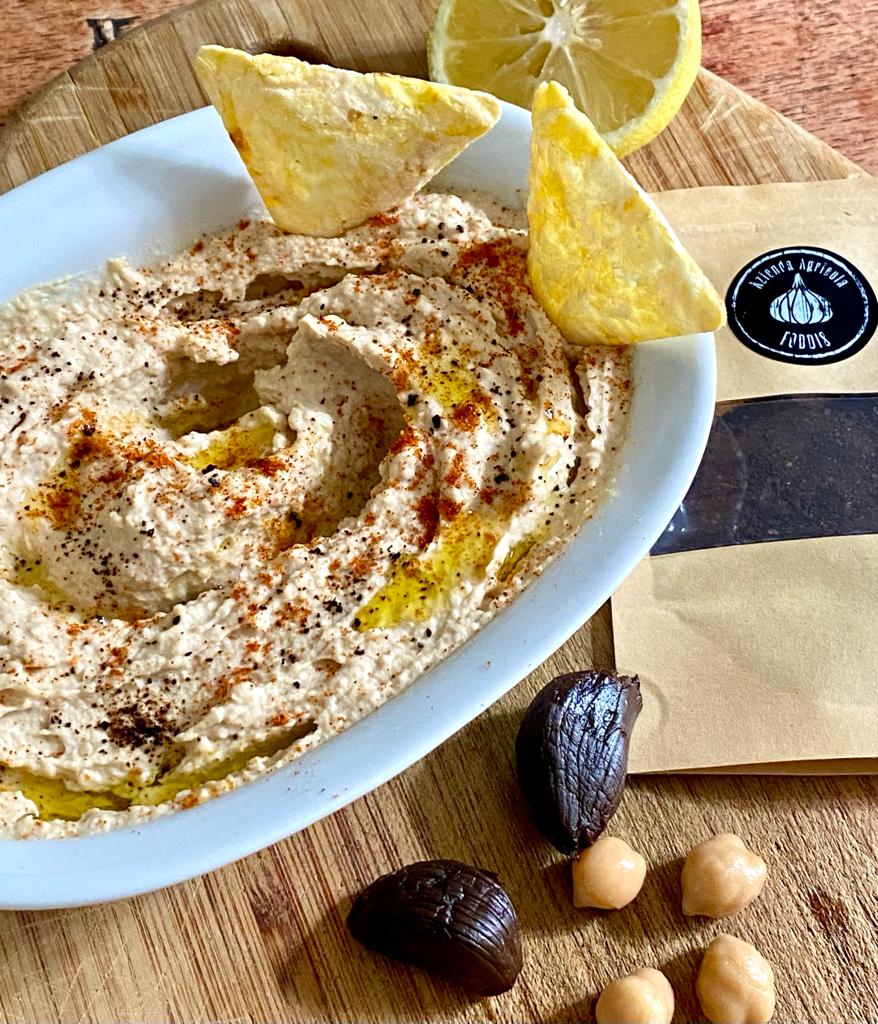 Hummus di ceci all'aglio nero di Nibbiola dell'Azienda Agricola Foddis